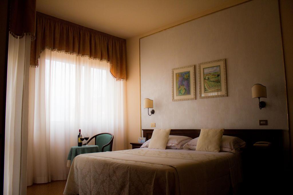 Hotel Ristorante Tre Stelle Sant'Albino Dış mekan fotoğraf