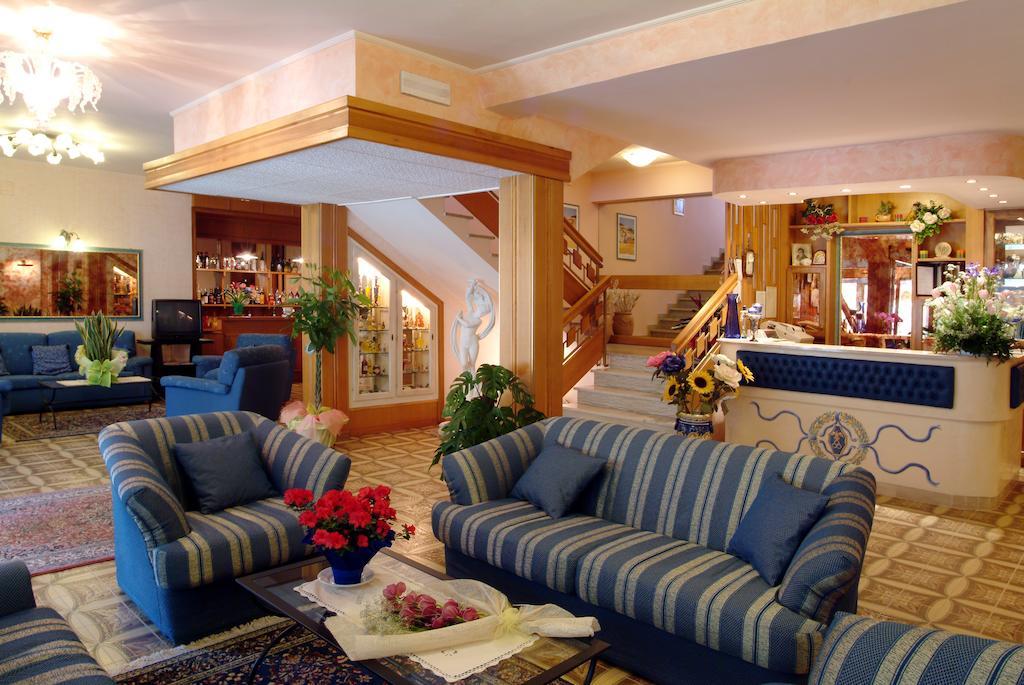 Hotel Ristorante Tre Stelle Sant'Albino Dış mekan fotoğraf